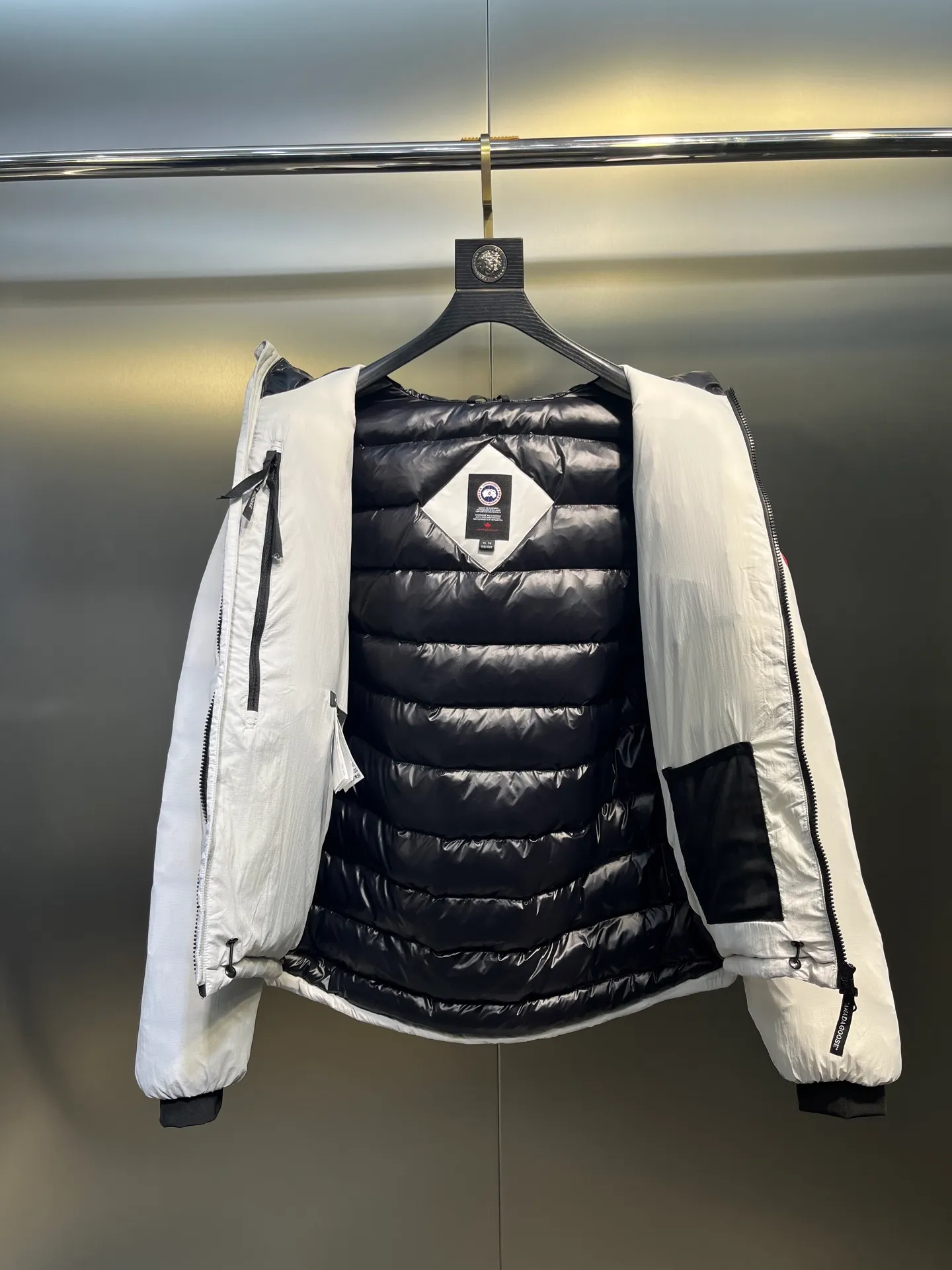 P960 Canada Goose down jacket, top version, warm and cold-proof, nice upper body effect, super light, Big Goose 5078 model, Canada Goose 5078m model, loe, men's short hooded, lightweight style.  size：s-xxl
